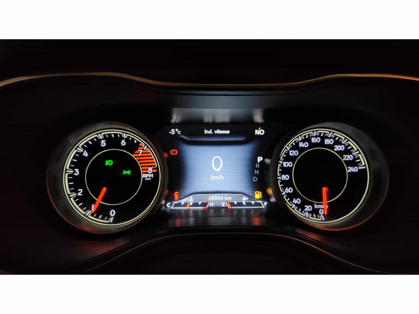 2020 Jeep Cherokee Trailhawk - Image 14