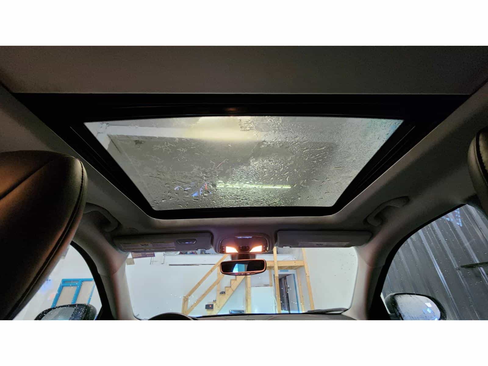 2020 Jeep Cherokee Trailhawk - Image 15