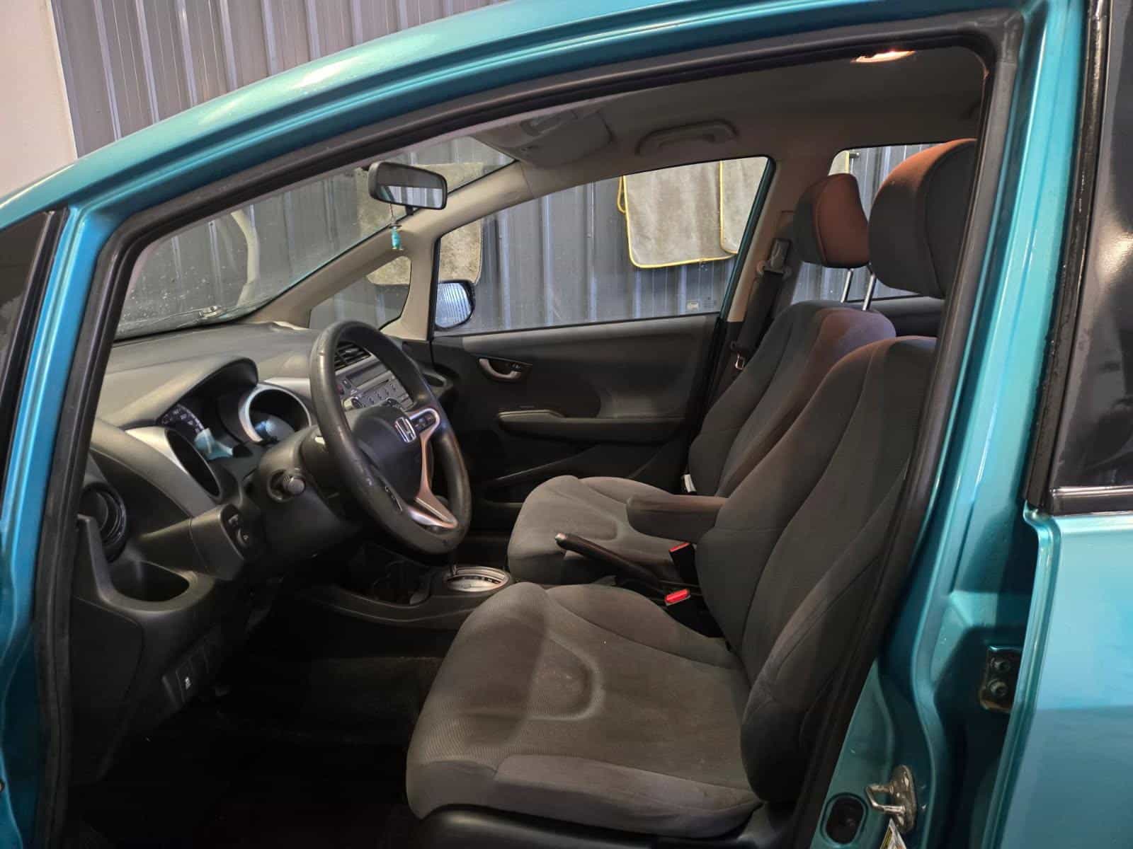 2013 Honda Fit LX - Image 11