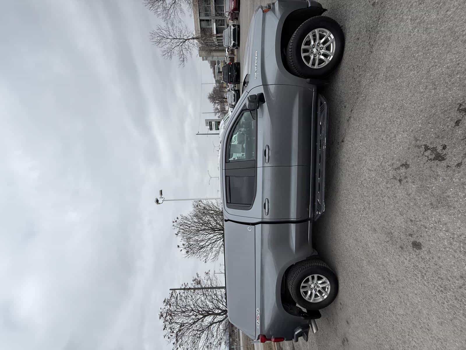 2019 Chevrolet Silverado K1500 Rst RST - Image 2