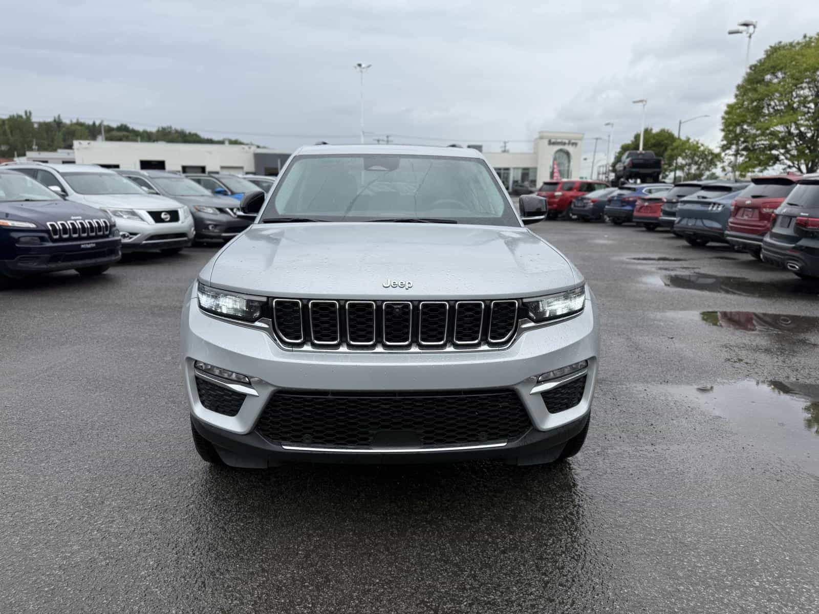 2023 Jeep Grand Cherokee Base 4XE - Image 2