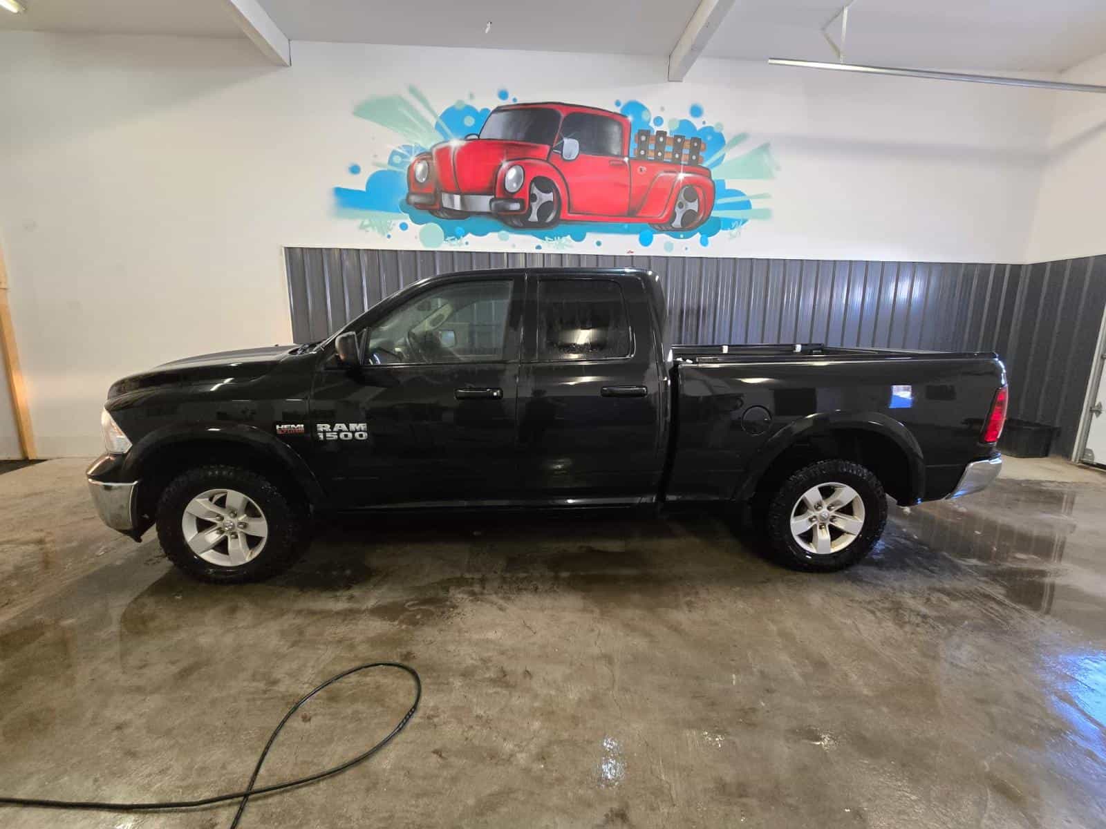 2017 RAM 1500 Outdoorsman - Image 7