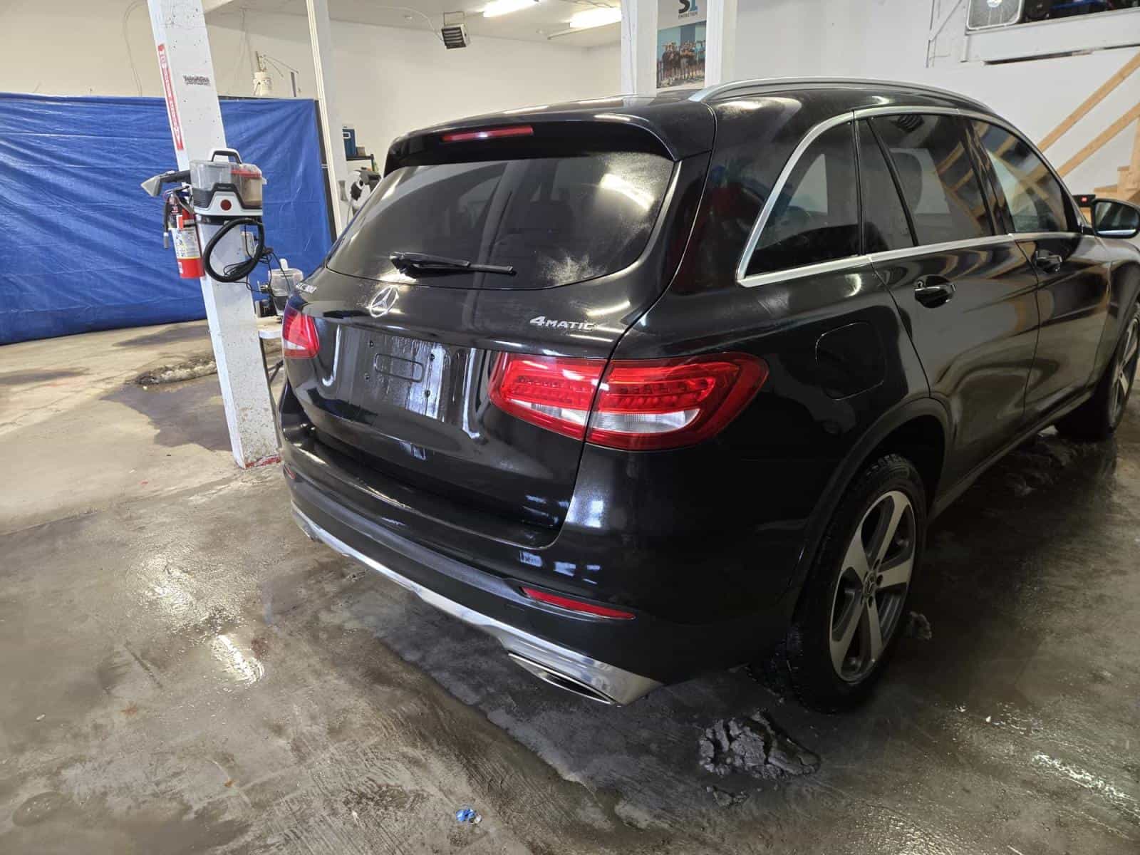2017 Mercedes-Benz GLC 300 GLC300 - Image 7