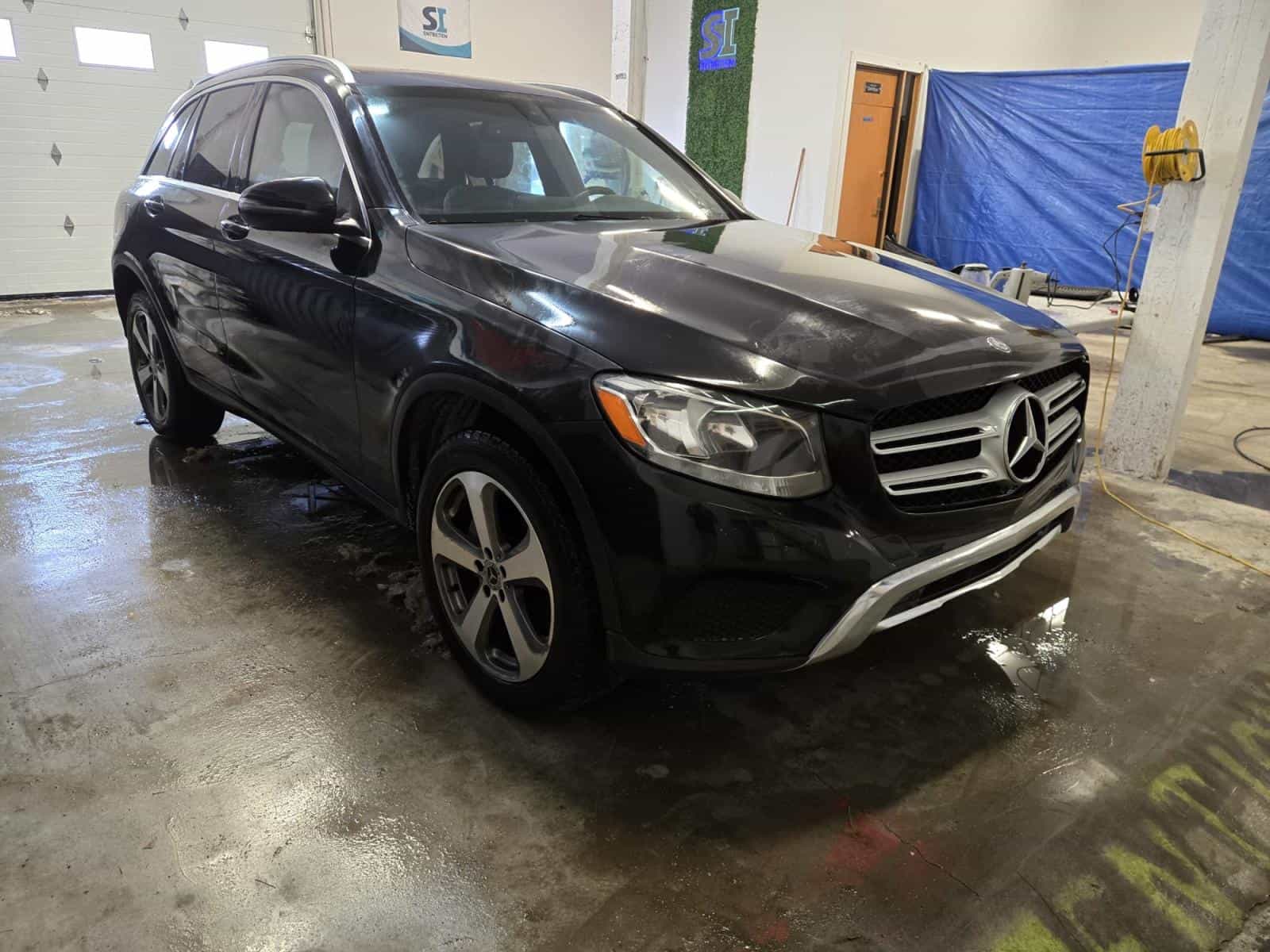 2017 Mercedes-Benz GLC 300 GLC300 - Image 8