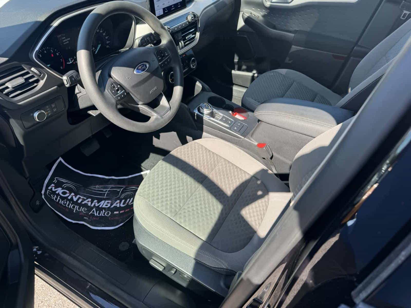 2020 Ford ESCAPE SE SE - Image 6