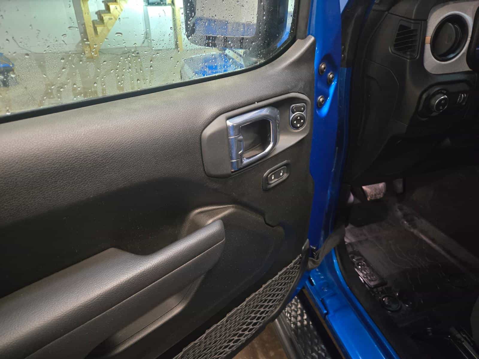 2025 Jeep Gladiator Sport Willys - Image 12