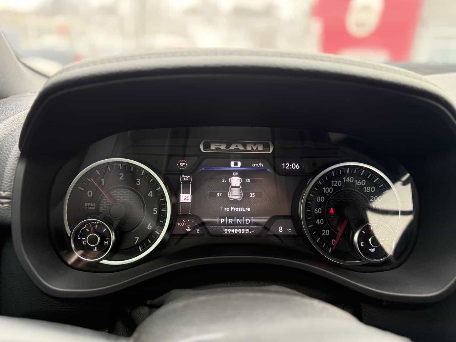 2022 RAM 1500 Sport Sport - Image 16