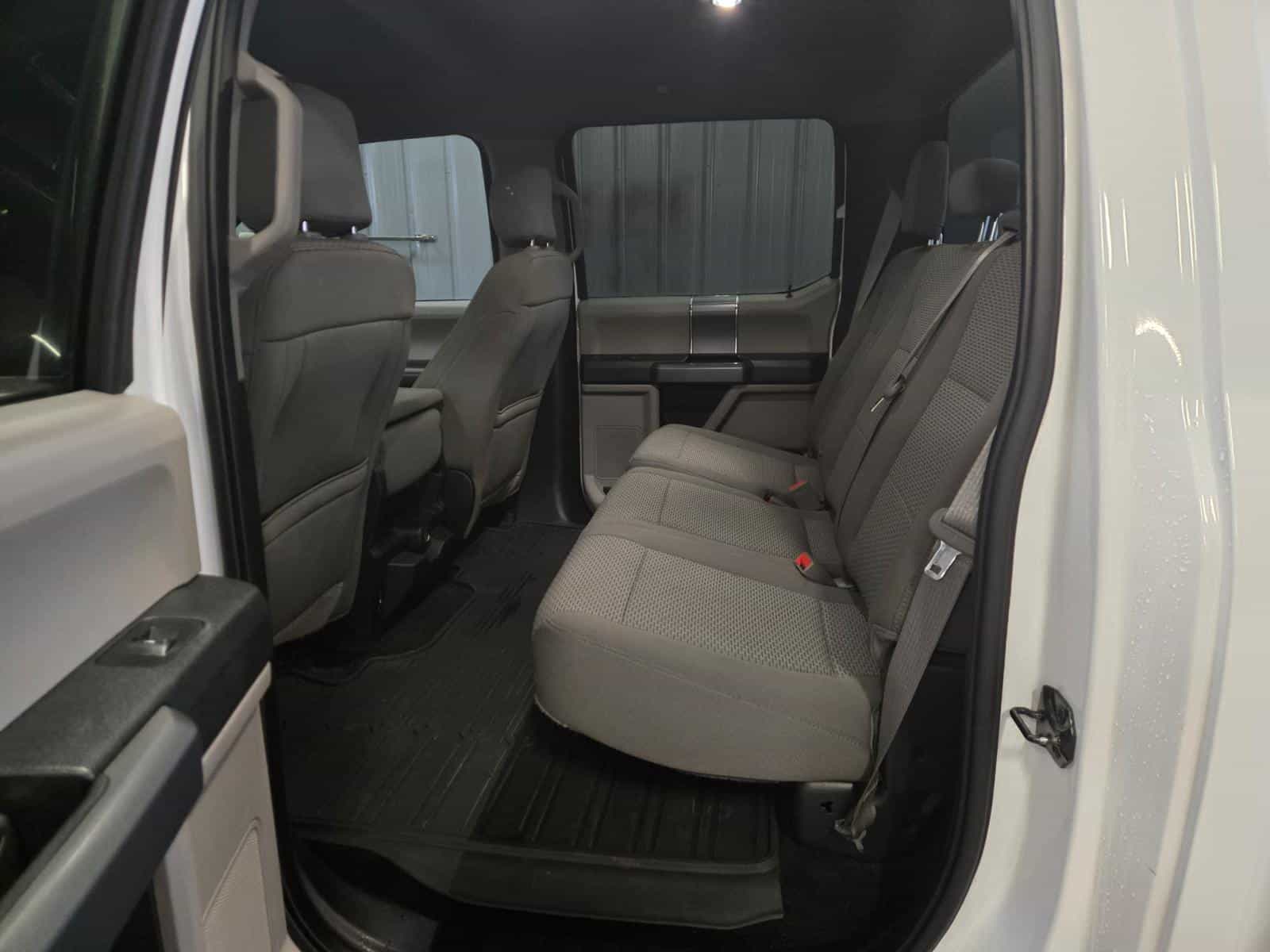 2018 Ford F150 SUPERCREW XLT - Image 10