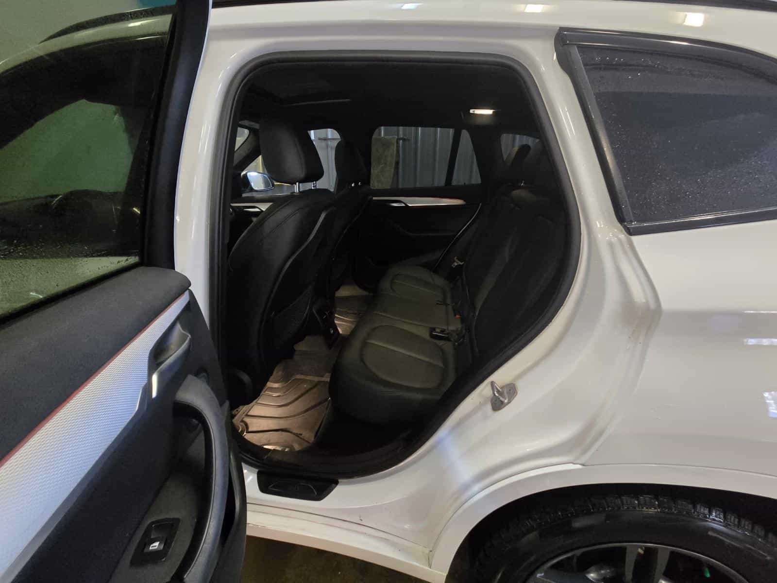 2016 BMW X1 xDrive28i - Image 12