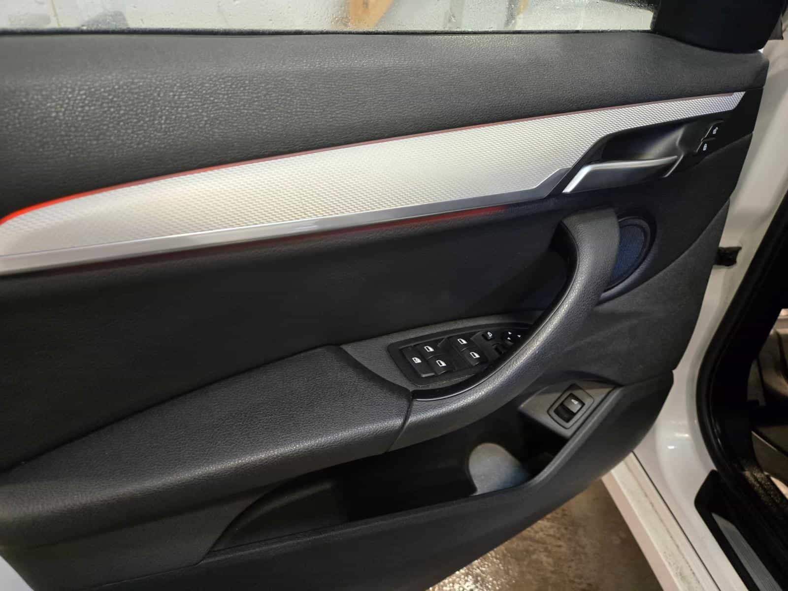 2016 BMW X1 xDrive28i - Image 15