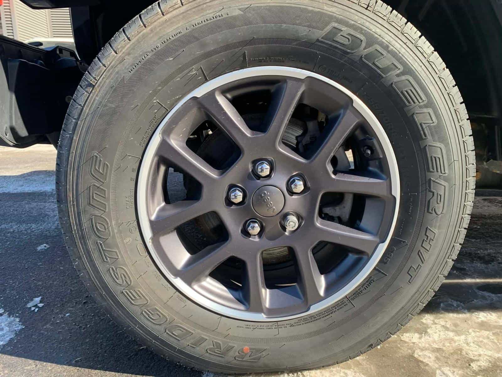 2022 Jeep Gladiator Overland - Image 8