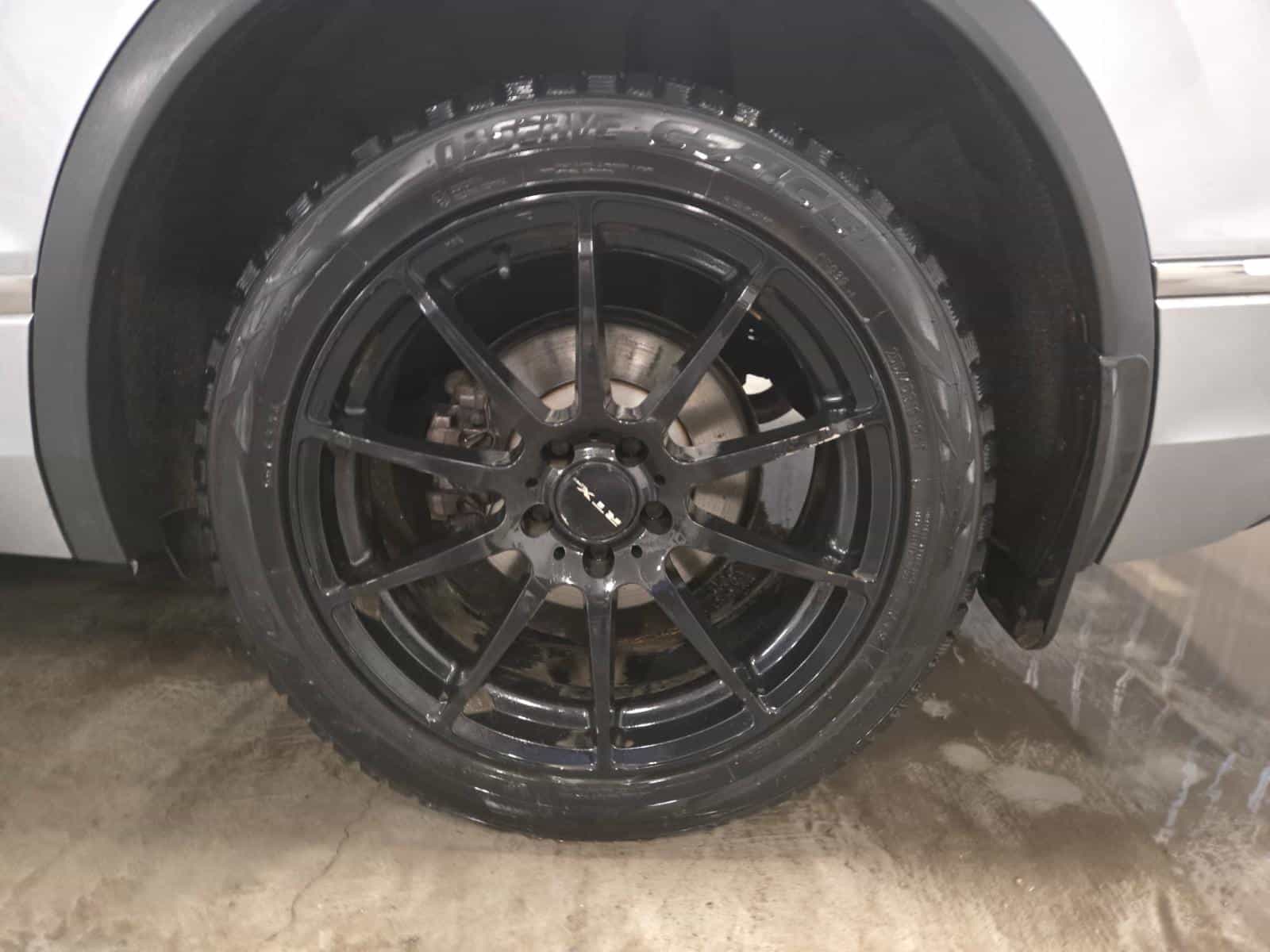 2020 Volkswagen Tiguan Highline - Image 8