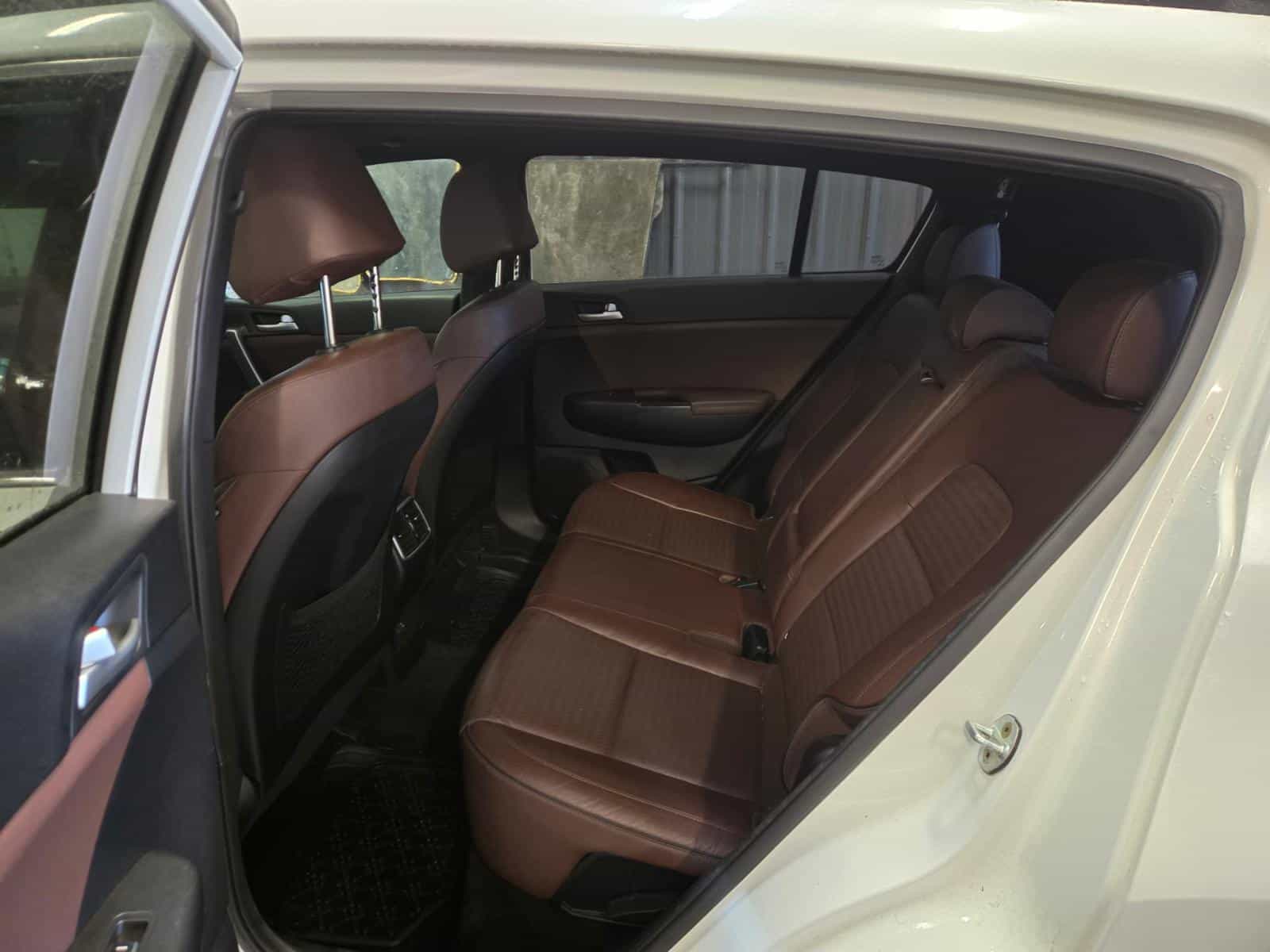 2018 Kia SPORTAGE EX EX - Image 12