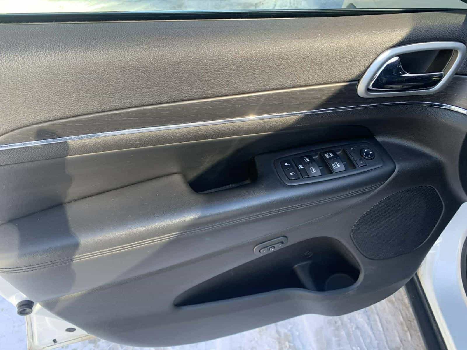 2018 Jeep Grand Cherokee Limited Limited - Image 13