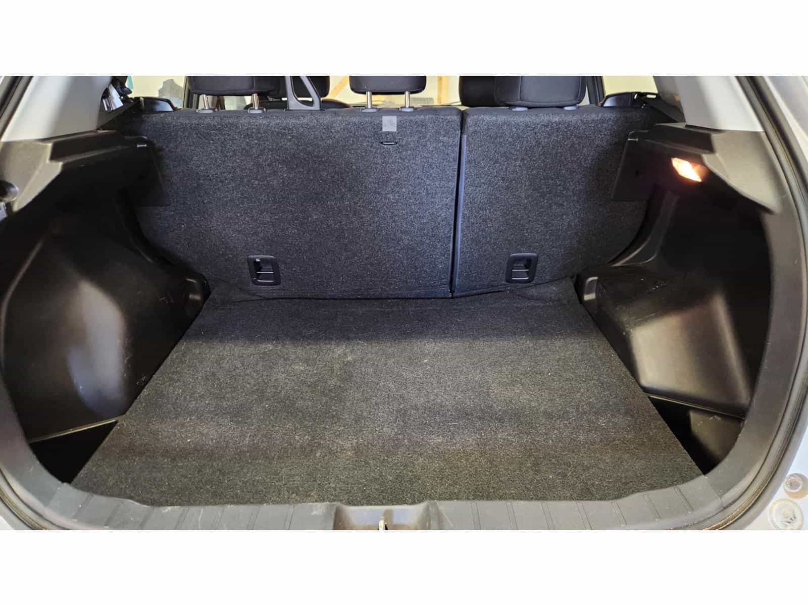 2022 Mitsubishi RVR ES - Image 10