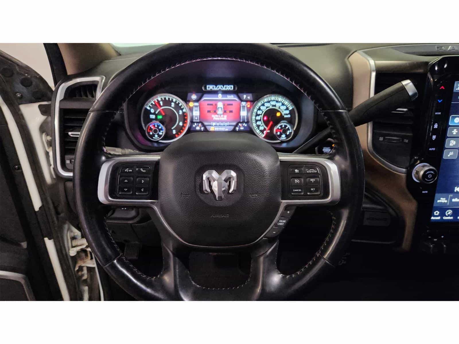 2022 RAM 2500 Laramie - Image 12