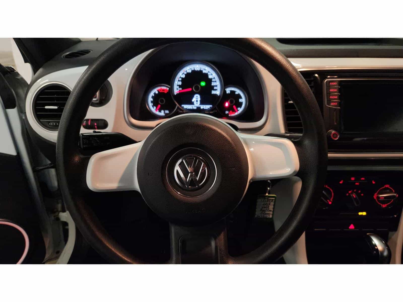 2018 Volkswagen Beetle Trendline - Image 14