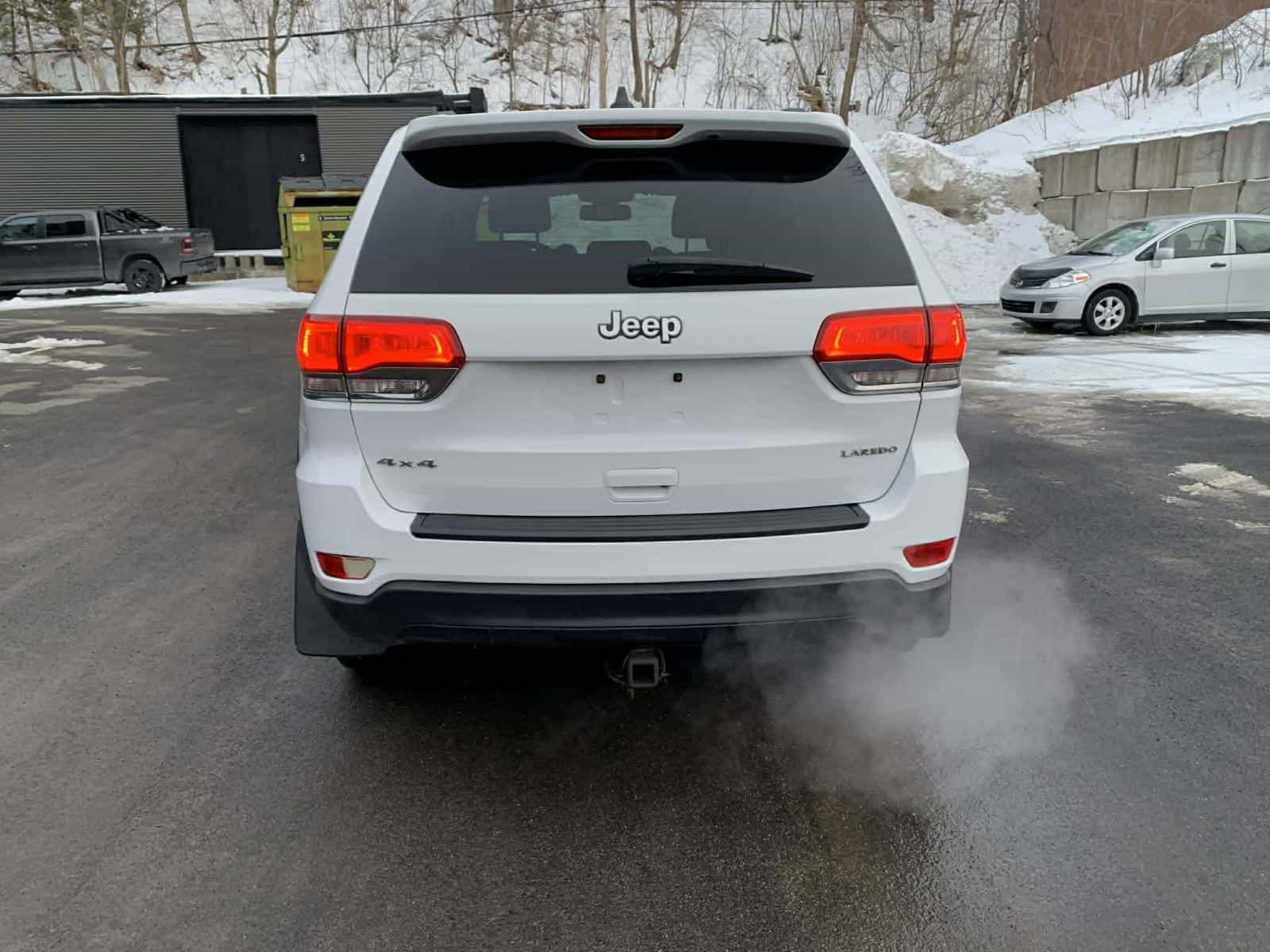 2015 Jeep Grand Cherokee Laredo - Image 6