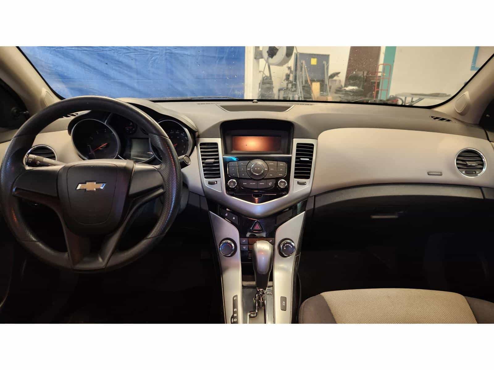 2012 Chevrolet CRUZE LS LS - Image 12