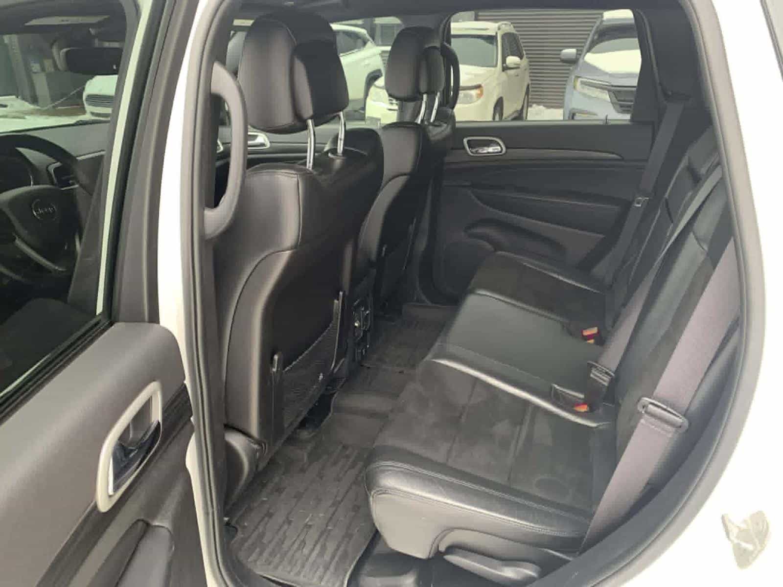 2021 Jeep Grand Cherokee Altitude - Image 10