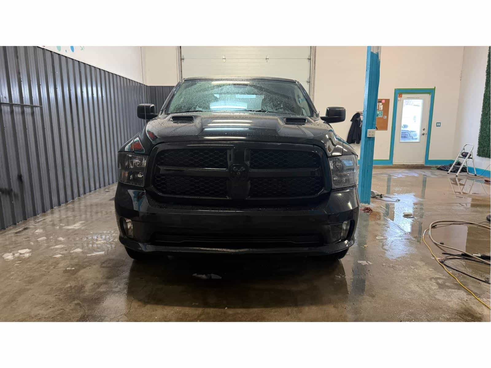 2021 RAM 1500 Classic Express - Image 2