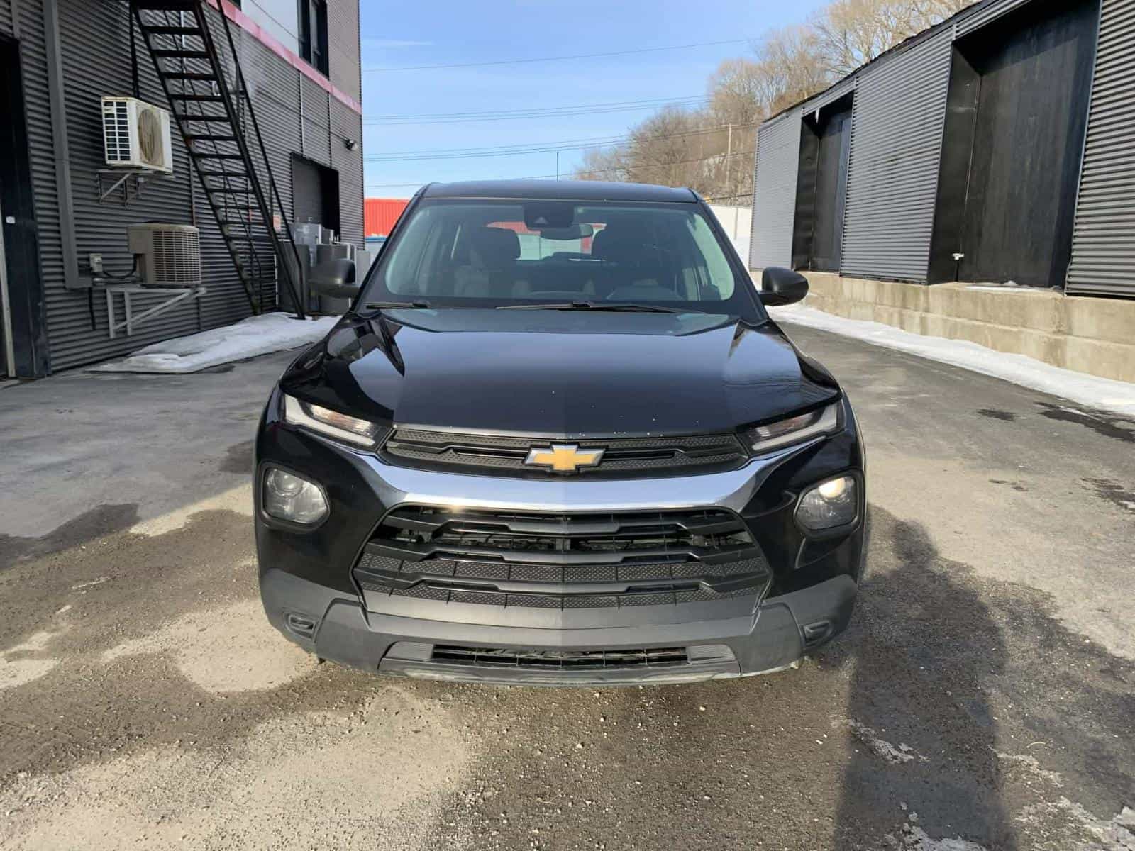 2021 Chevrolet Trailblazer LS - Image 2
