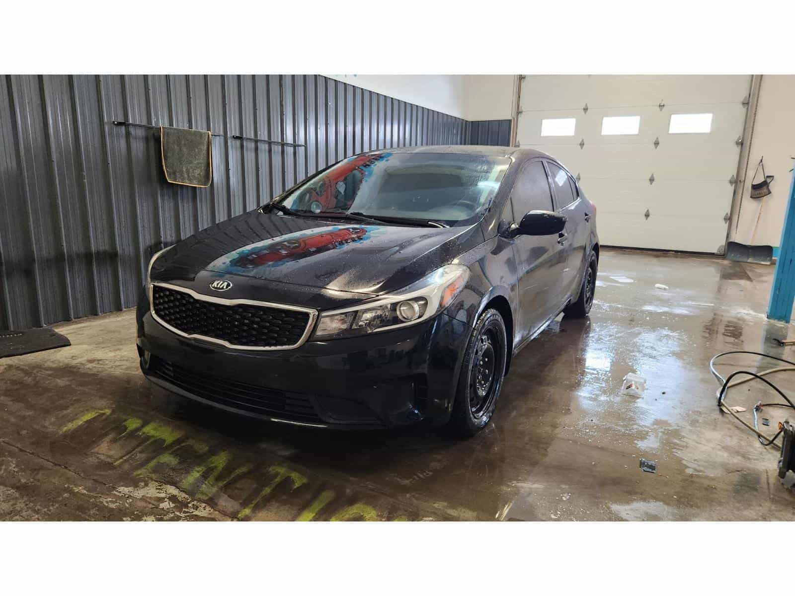 2017 Kia Forte LX - Image 1