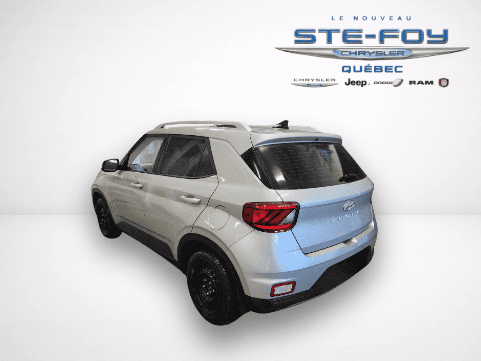 2020 Hyundai Venue Preferred - Image 4