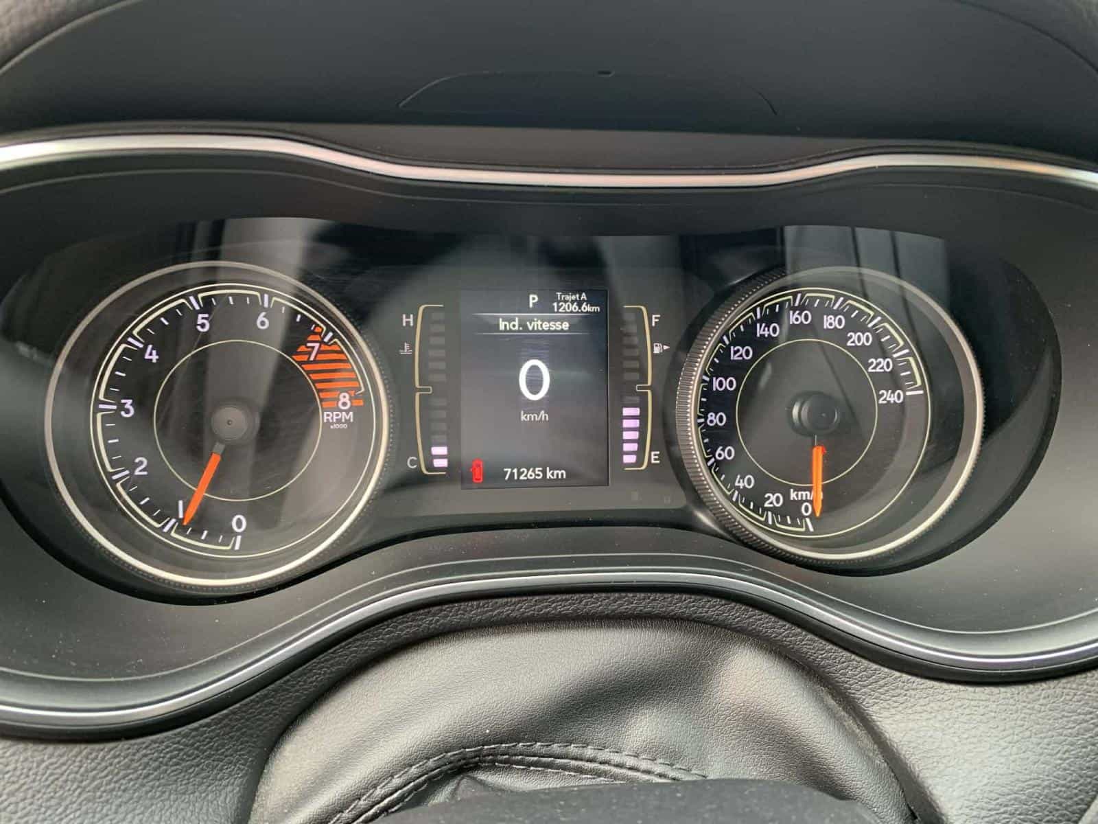 2019 Jeep Cherokee North - Image 14