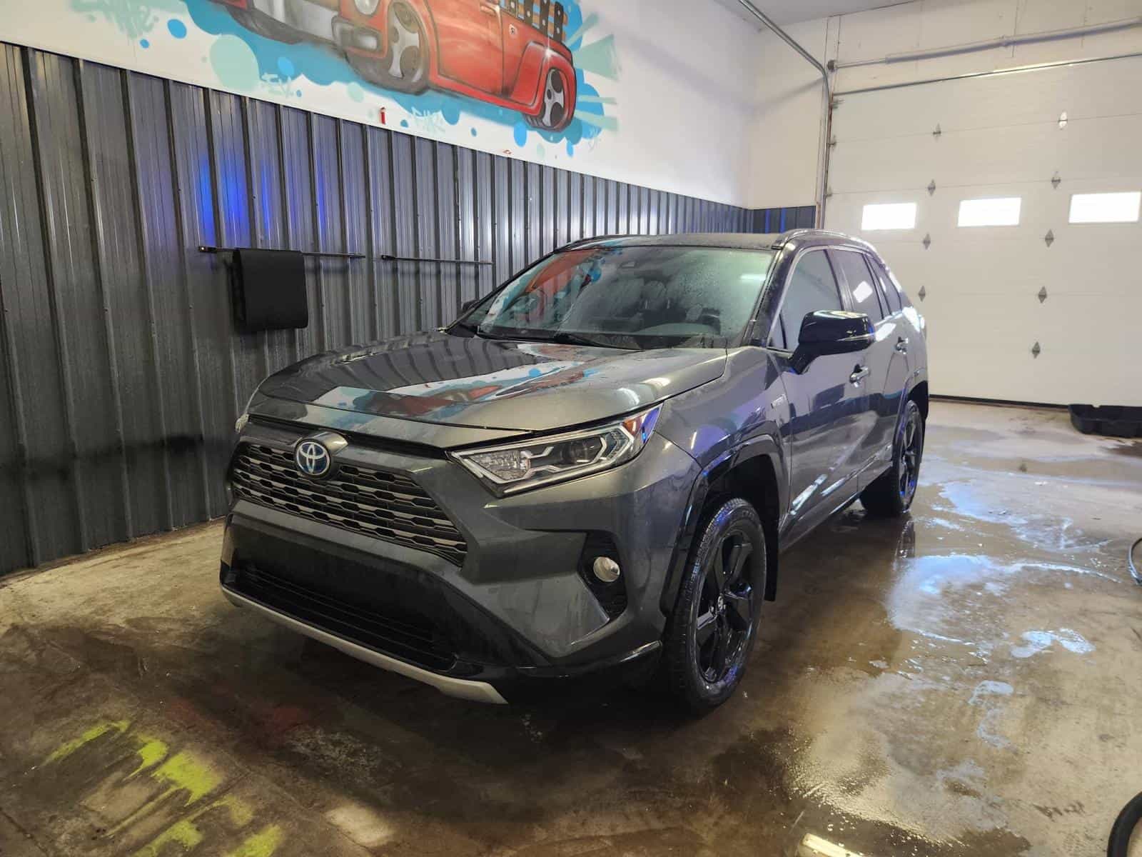2020 Toyota Rav4 Xle/Xse XLE Hybrid - Image 1