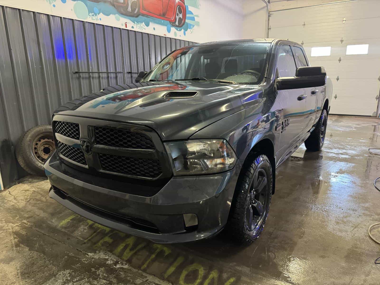 2019 RAM 1500 Classic Express - Image 1